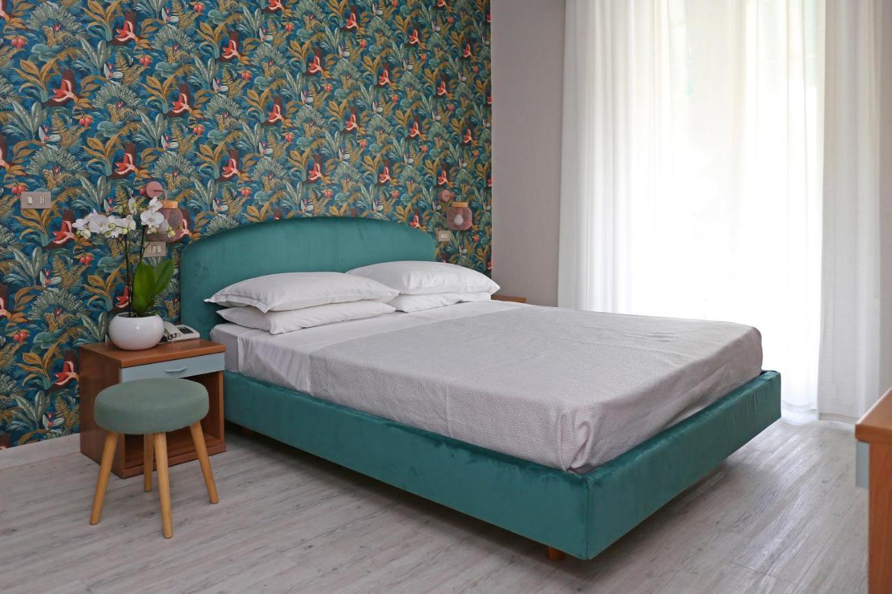 Flora Hotel Cattolica